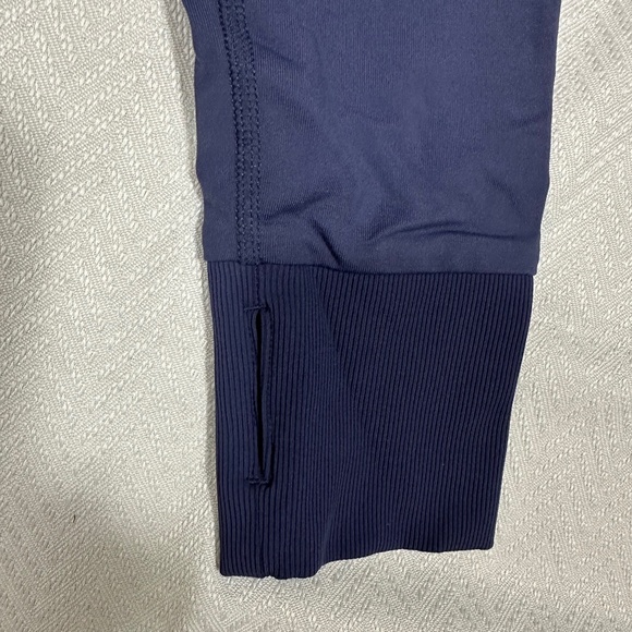 Lululemon Reversible Dance Studio Jacket, Size 6, Bluish/Purple (Rare) - Picture 5 of 15